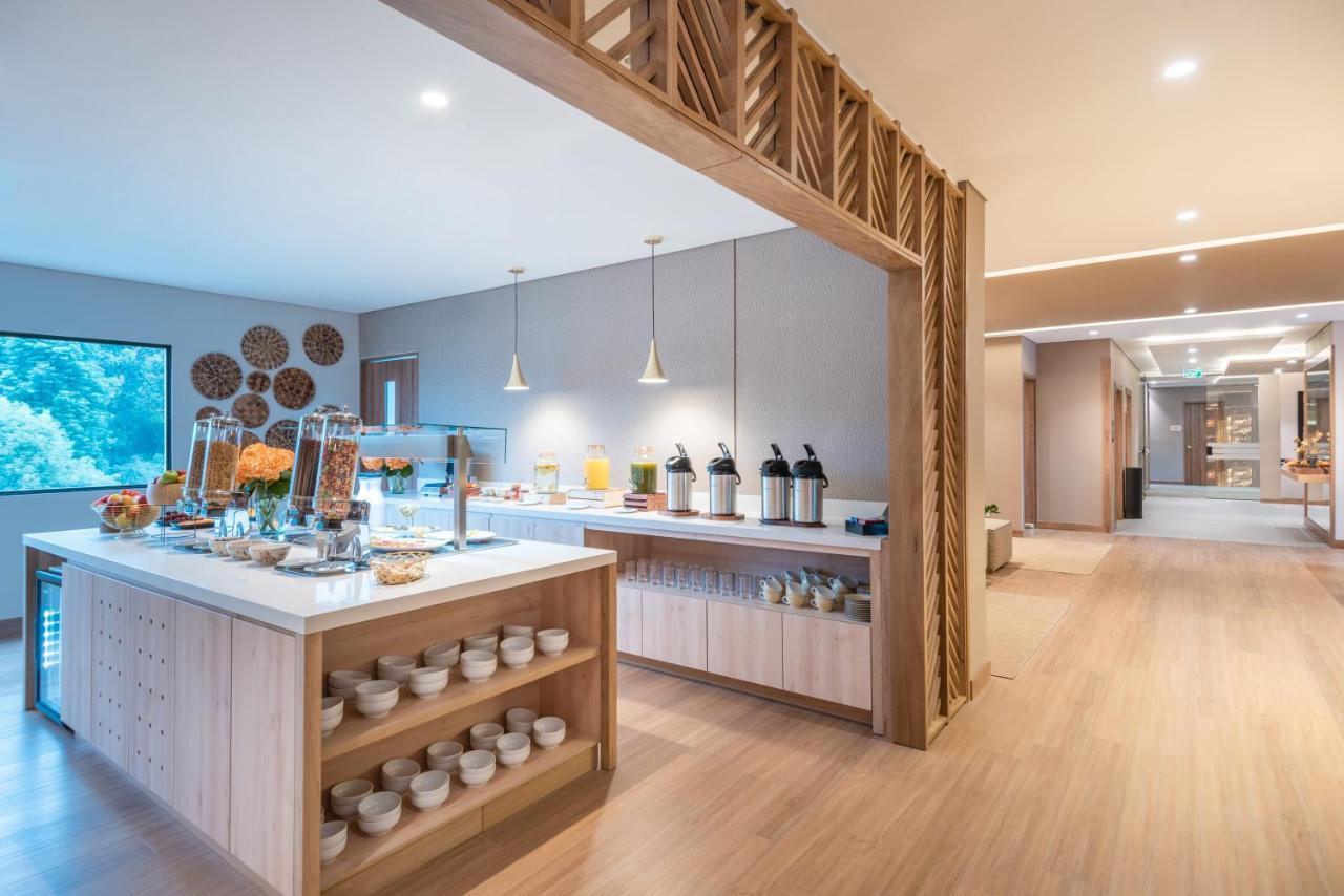 Fairfield By Marriott Medellin Sabaneta Hotell Itagüí Eksteriør bilde