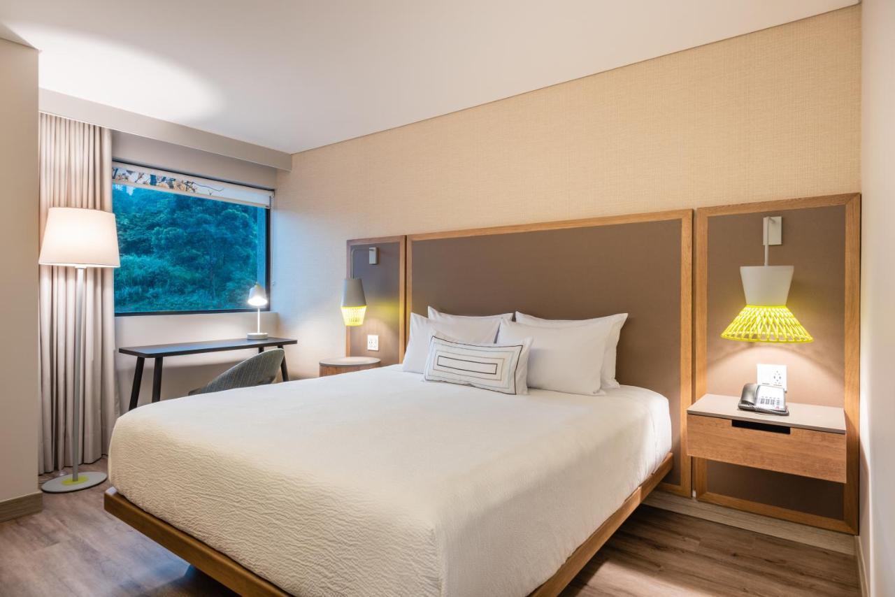 Fairfield By Marriott Medellin Sabaneta Hotell Itagüí Eksteriør bilde
